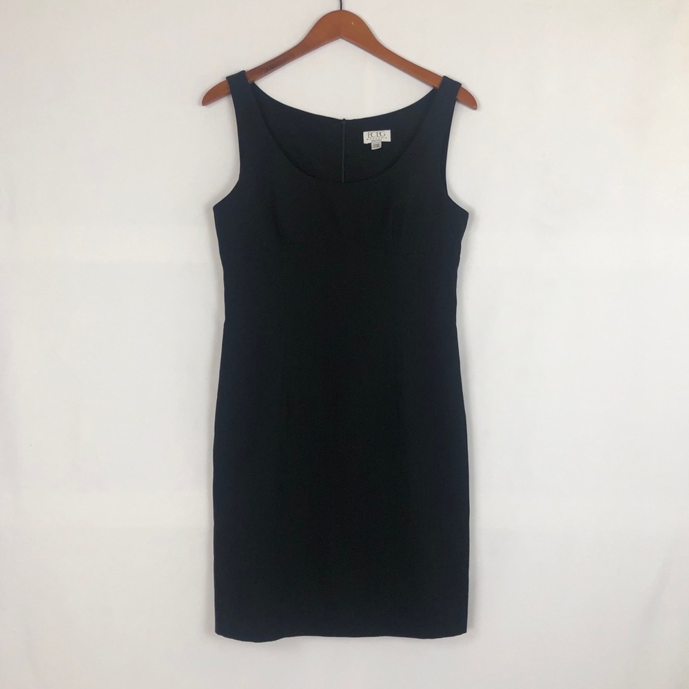 Vintage 90s BCBG Maxazria Mini Shift Dress Size 8 Black USA